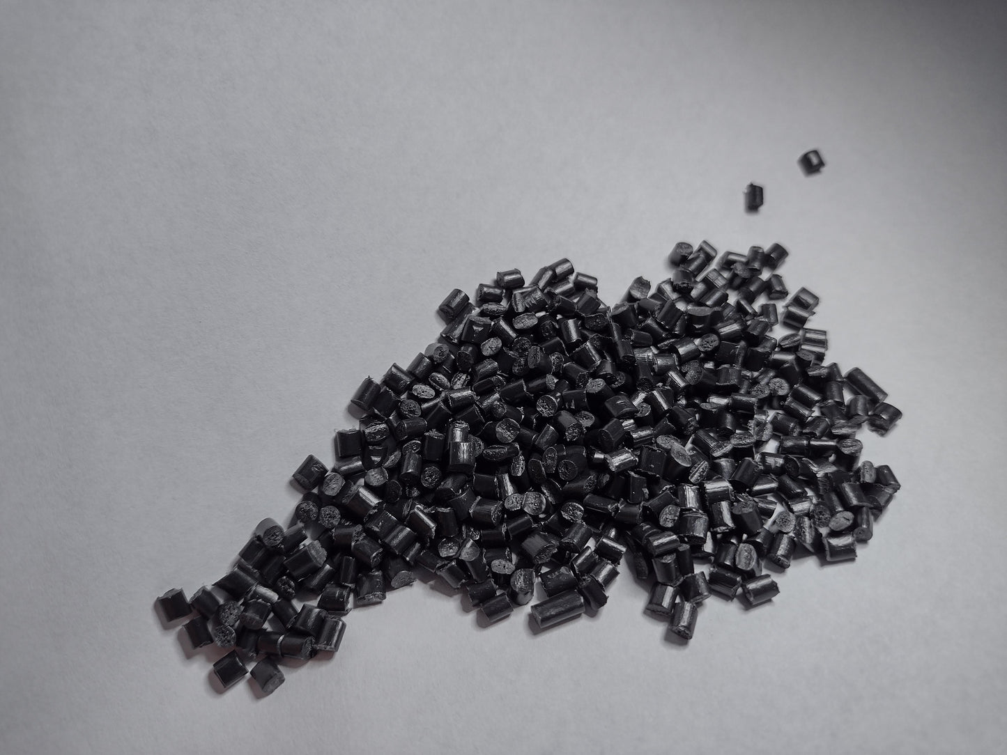 Black Recycled Polypropylene Pellets - 15 pounds